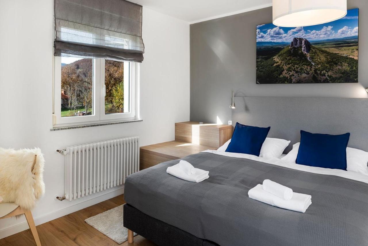 Velebit Lodge Lovinac  Экстерьер фото